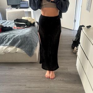 Elegant Black Knit Skirt